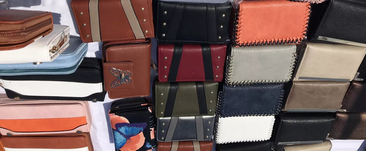 Wholesale Lot Of 20 Ladies Purses Wallets Assorted Mixed Lot