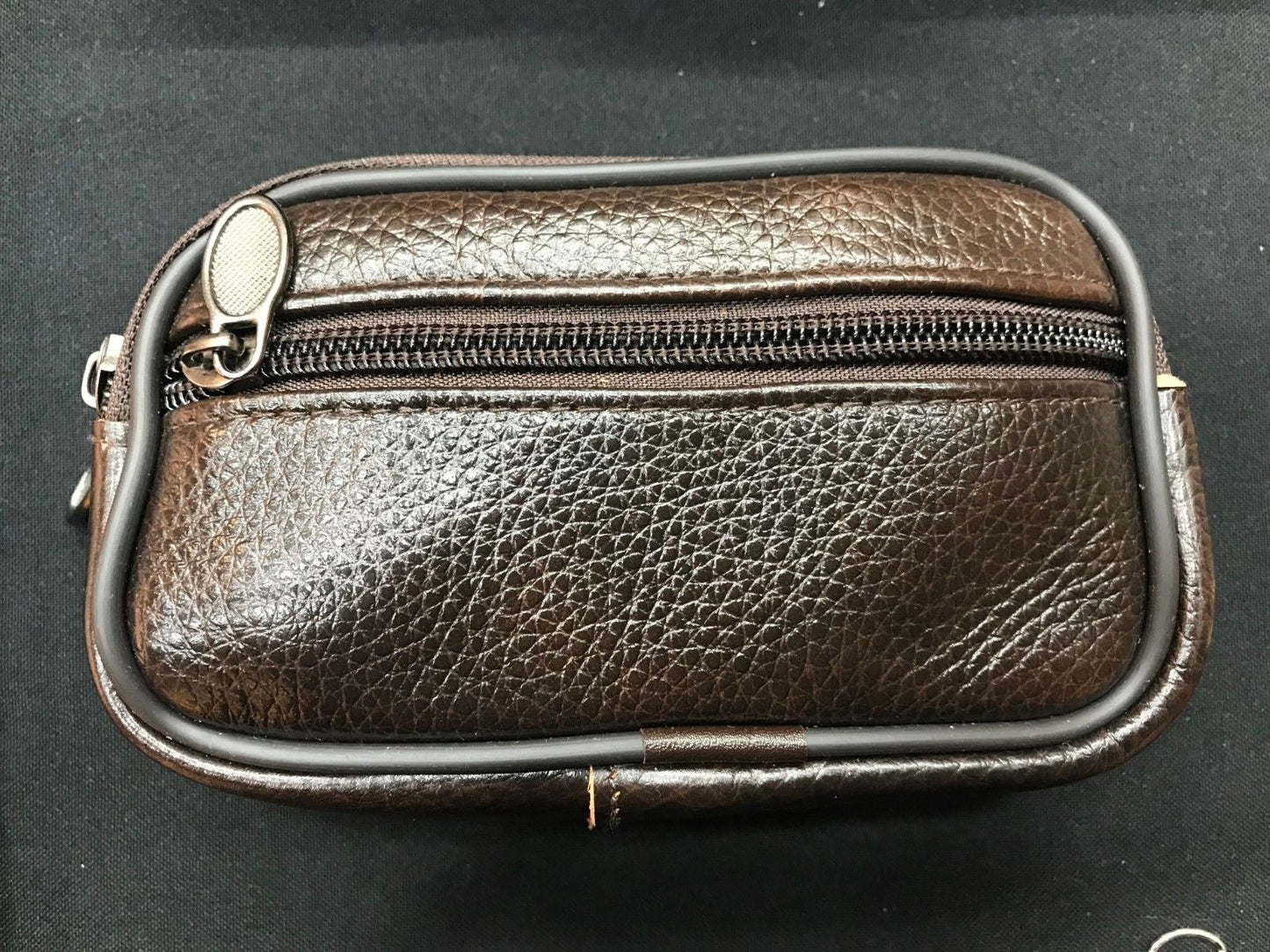 Grande pochette marron pour pièces de monnaie, billets, cartes et clés